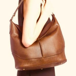 Frye large cara boho bag in cognac